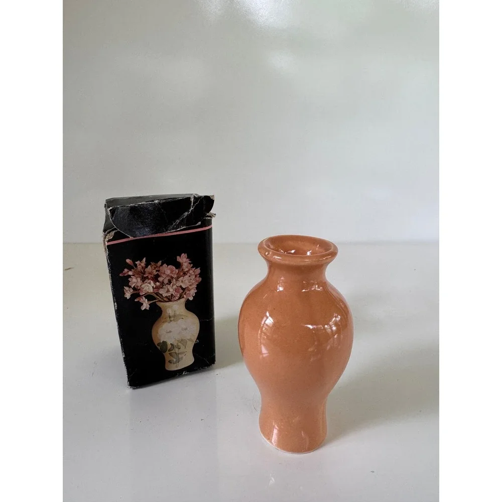 Vintage Miniature Ceramic Bud Vase Peach Floral Hand Painted Made in Taiwan Box